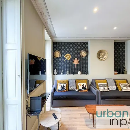 Urban Flat 61 - Pretty 3 Bedrooms In Center Of