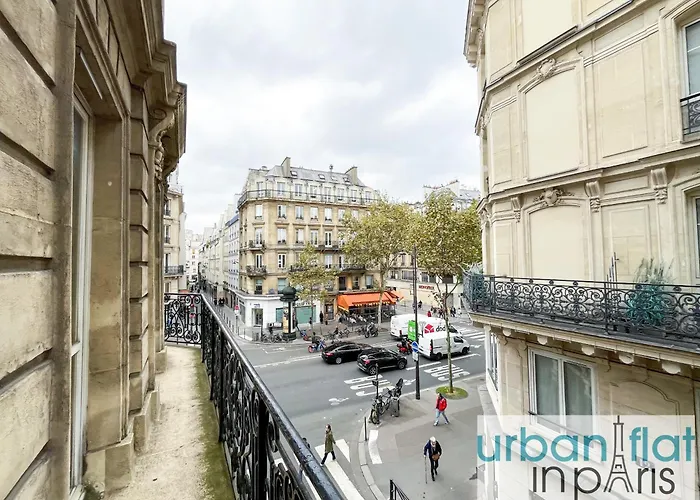 Urban Flat 61 - Pretty 3 Bedrooms In Center Of