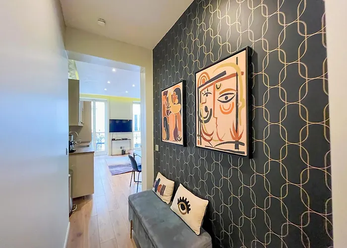 Appartamento Urban Flat 61 - Pretty 3 Bedrooms In Center Of